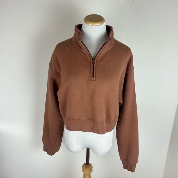 Aritzia TNA Sweatfleece 1/4 Zip Crop Sweatshirt Brown Size L - Picture 1 of 4